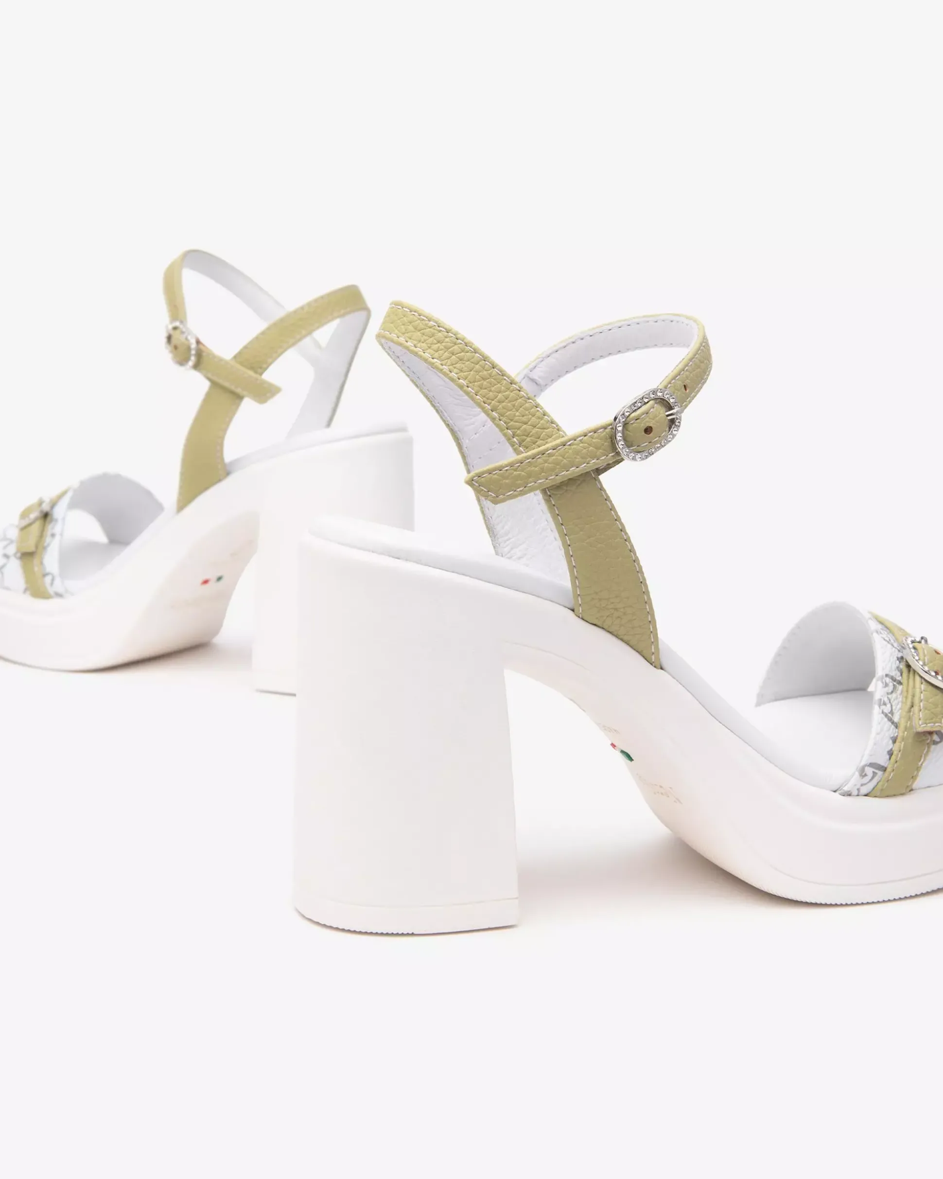 Sandali Donna in Pelle e Materiale Tecnico