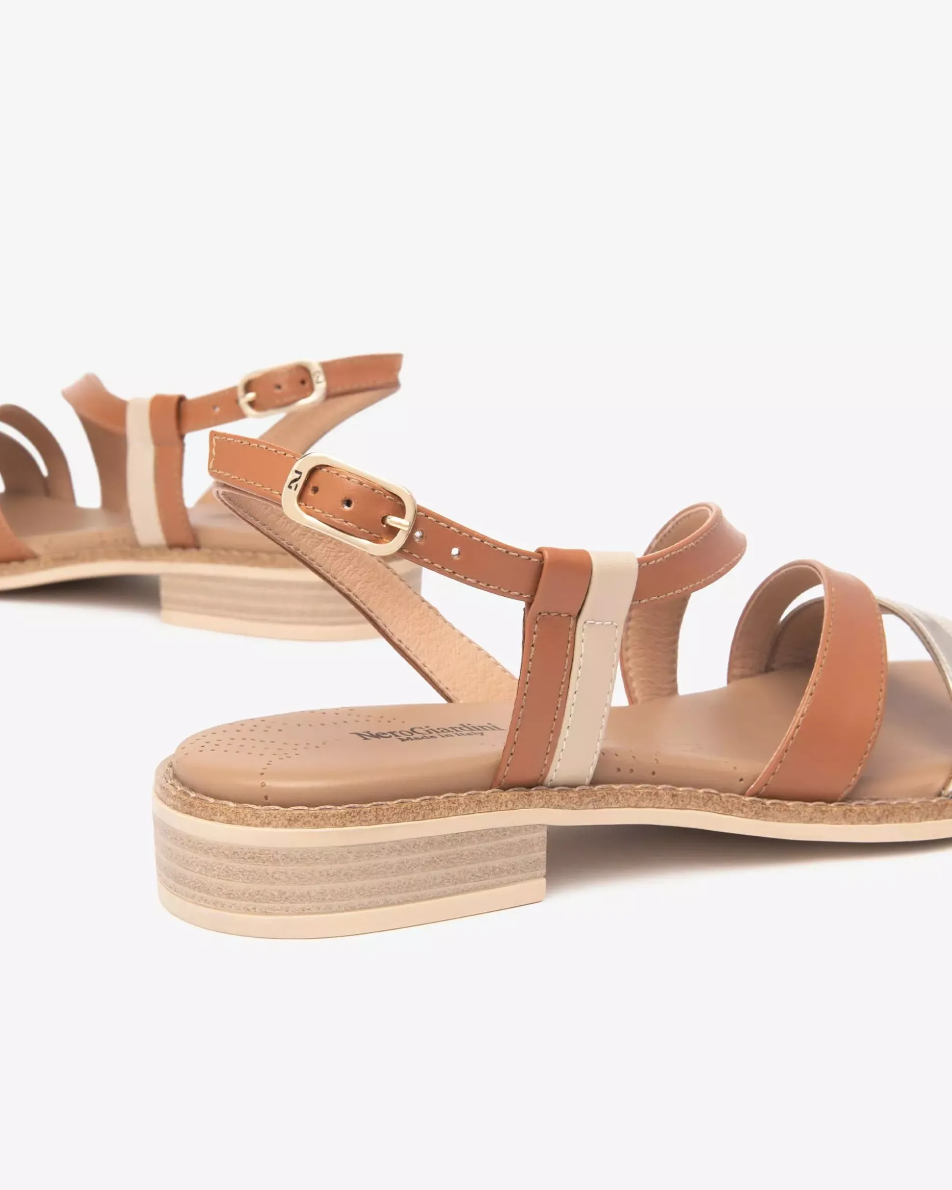 Sandali Donna in Pelle e Materiale Tecnico