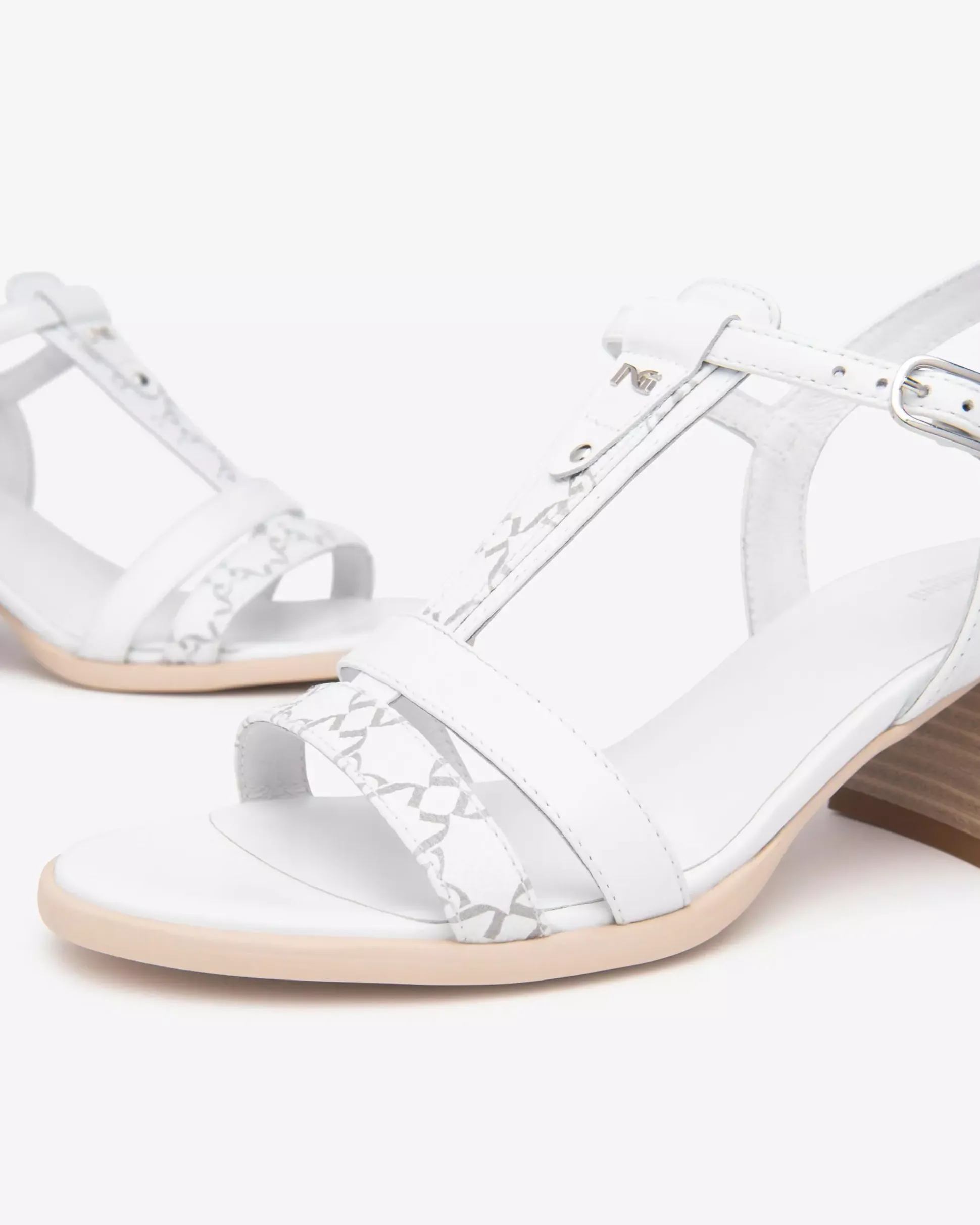 Sandali Donna in Pelle e Materiale Tecnico