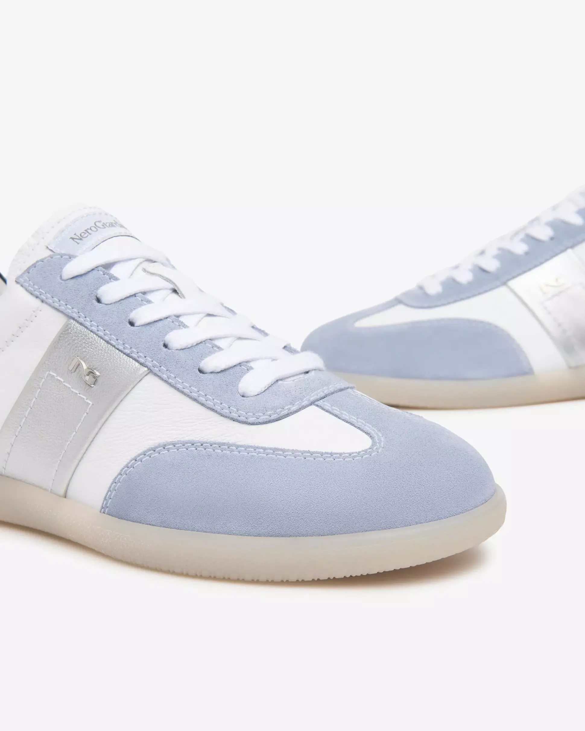 Sneakers Donna in Pelle e Suede