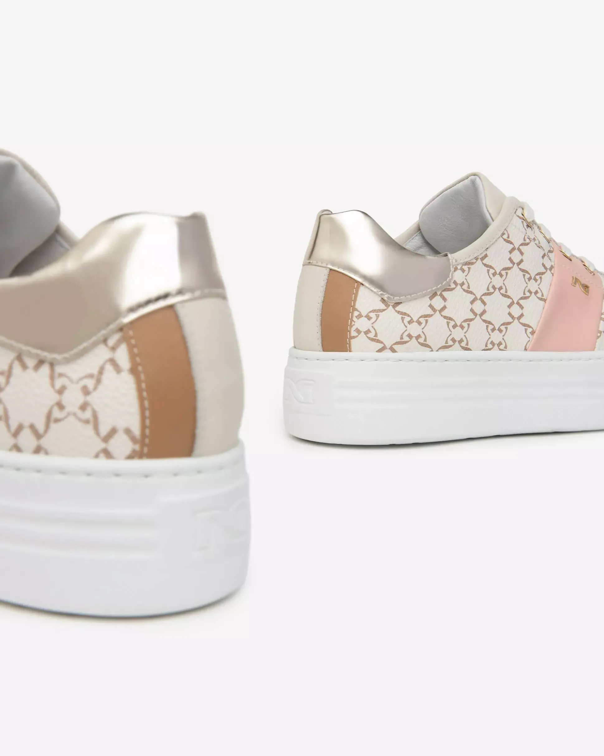 Sneakers Donna in Pelle e Materiale Tecnico