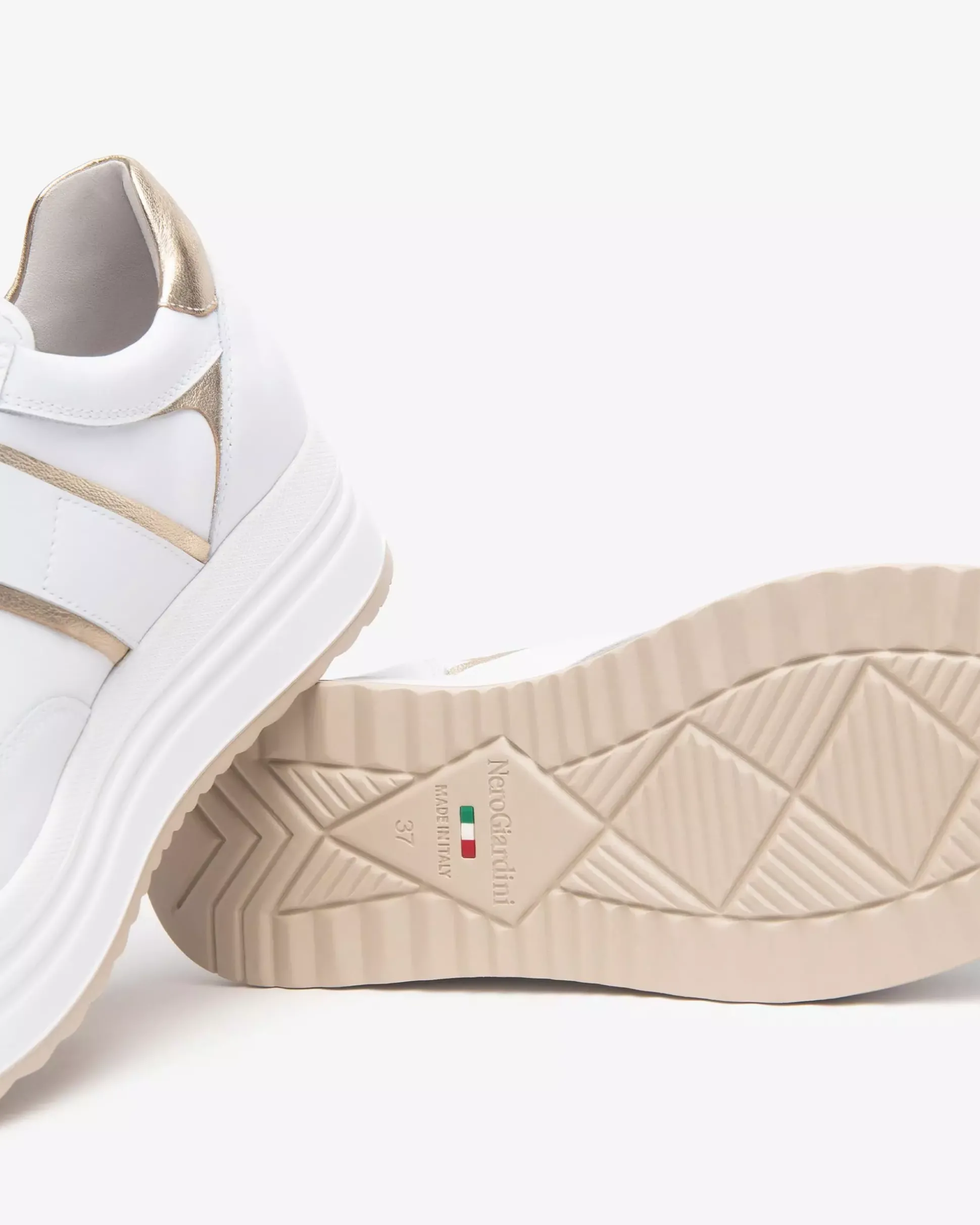 Sneakers Donna in Pelle e Materiale Tecnico