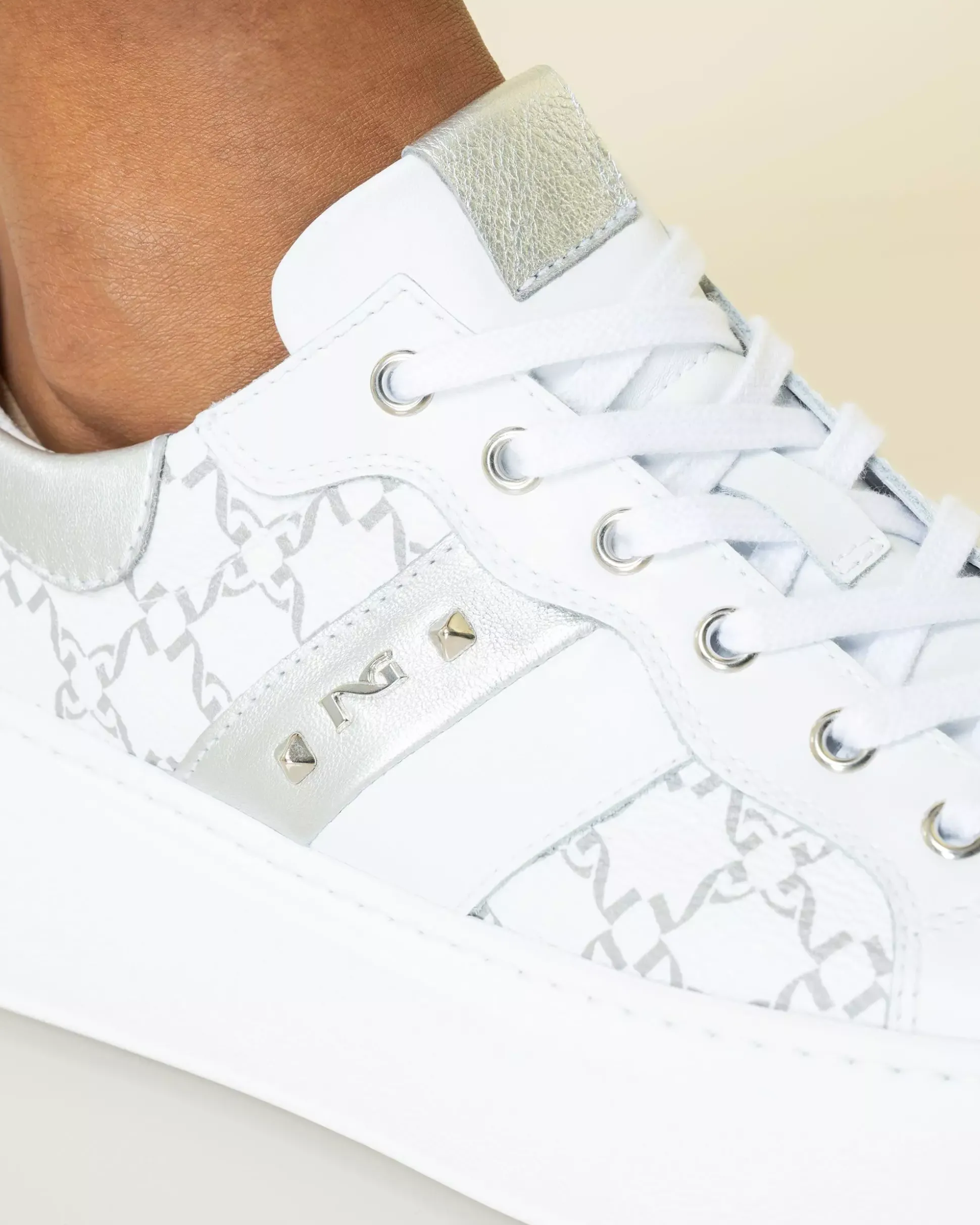 Sneakers Donna in Pelle e Materiale Tecnico