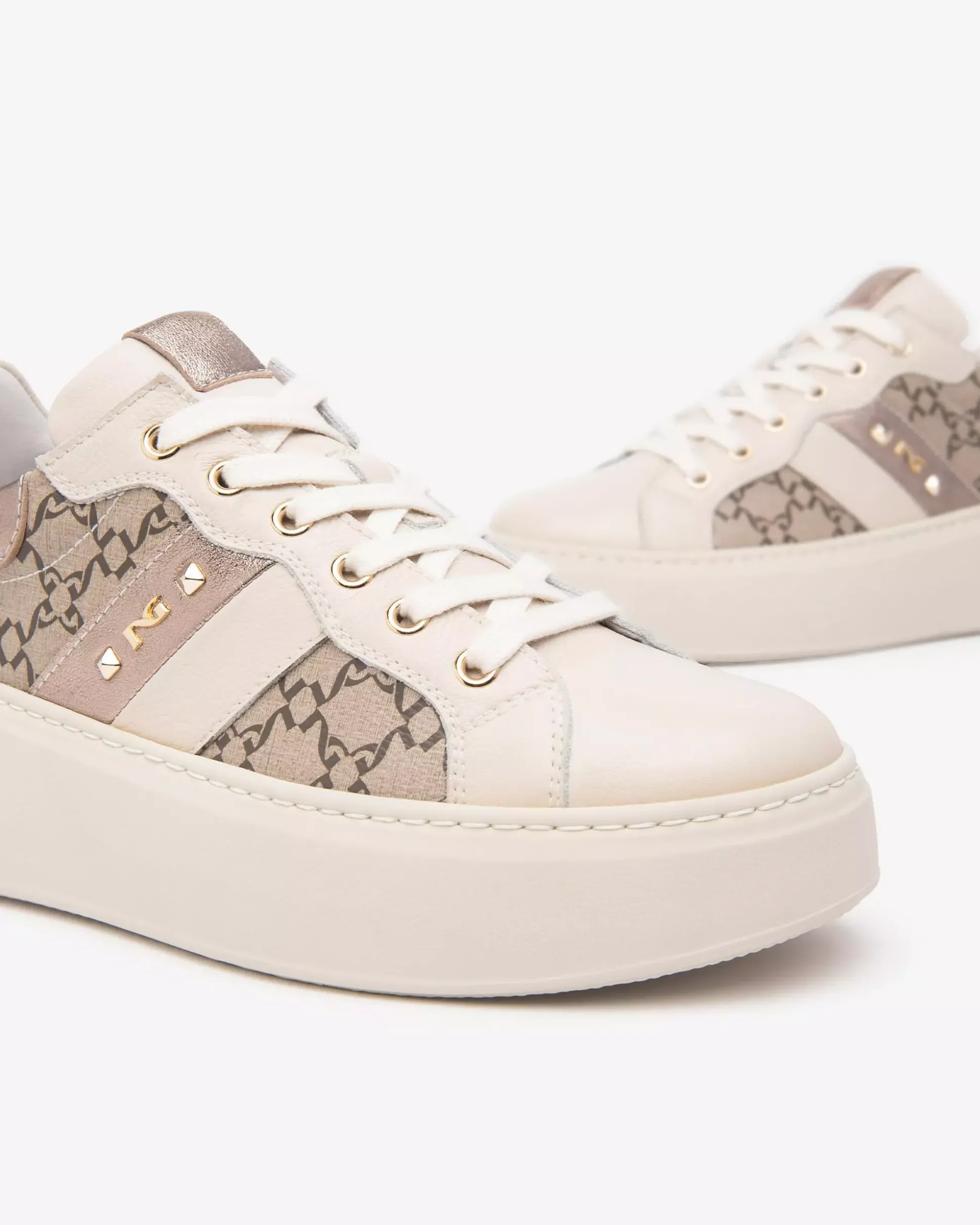 Sneakers Donna in Pelle e Materiale Tecnico