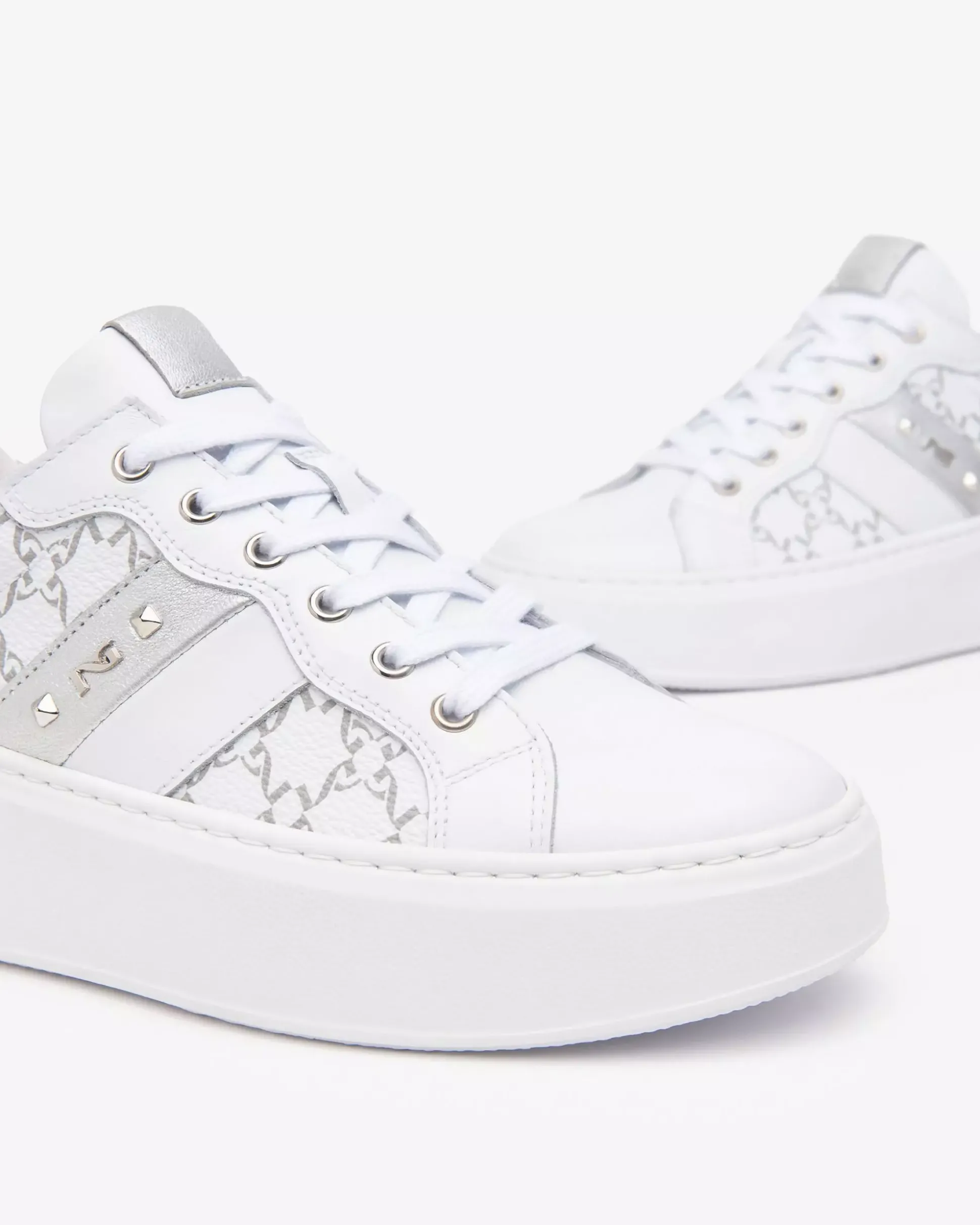 Sneakers Donna in Pelle e Materiale Tecnico