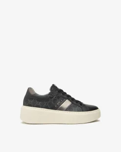 Sneakers Donna in Pelle, Materiale Tecnico e Suede