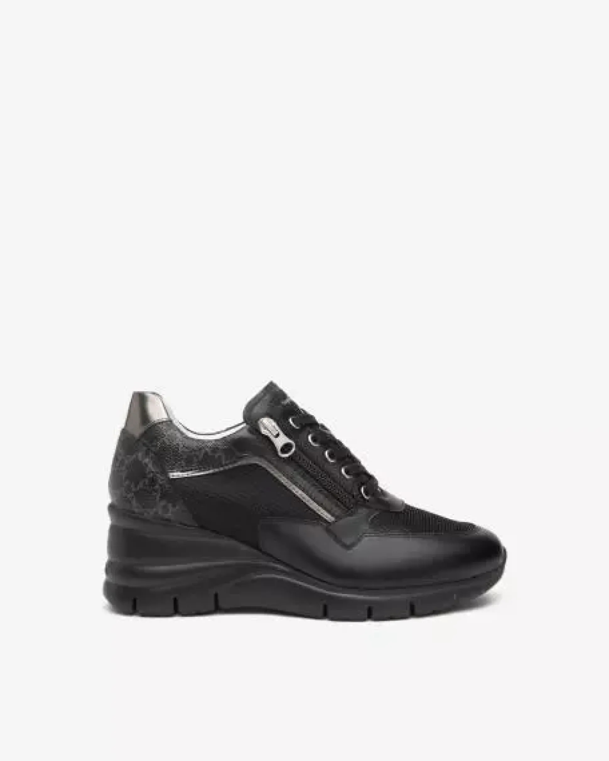 Sneakers Donna in Pelle, Tela e Materiale Tecnico
