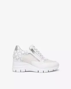 Sneakers Donna in Pelle, Tela e Materiale Tecnico