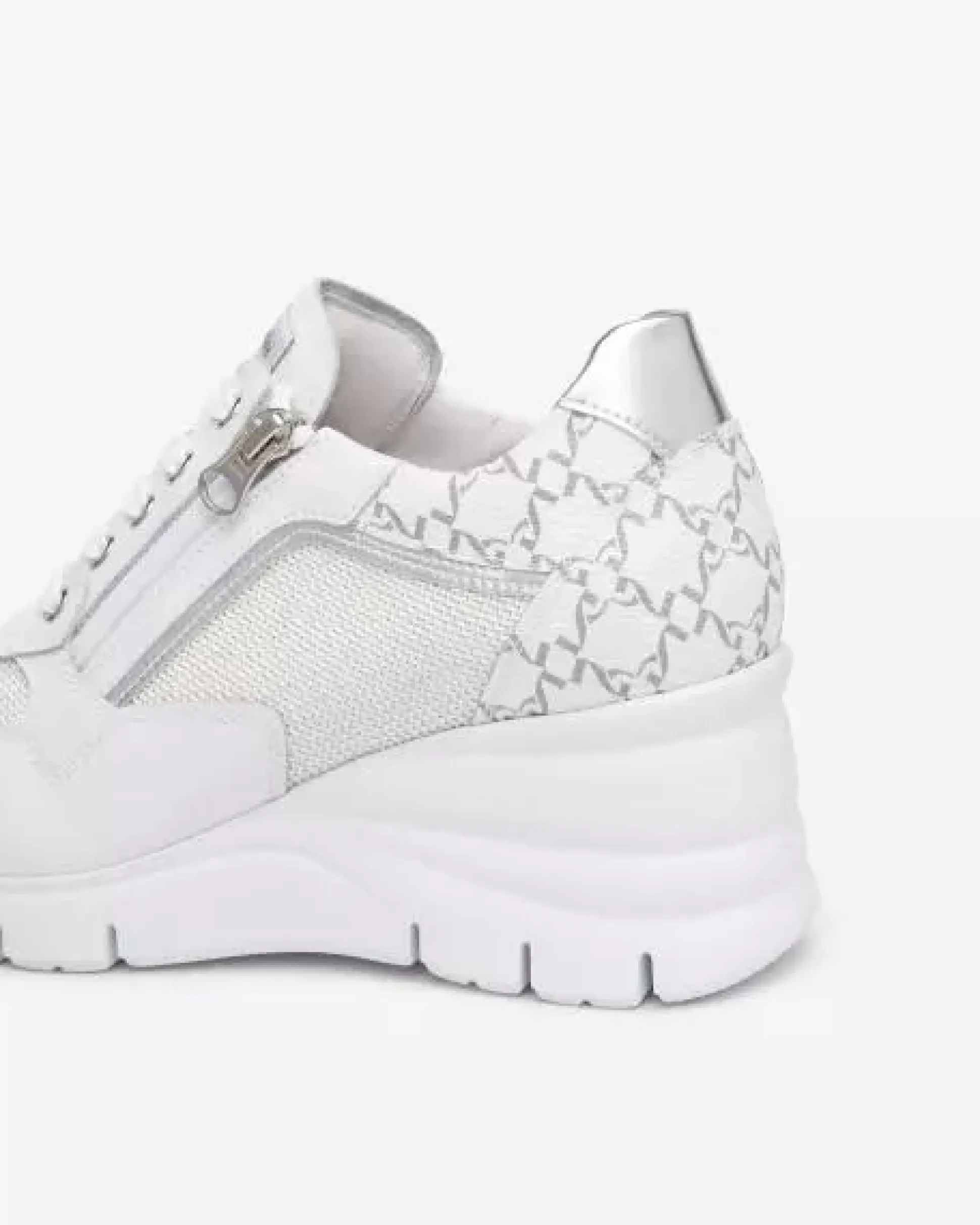 Sneakers Donna in Pelle, Tela e Materiale Tecnico