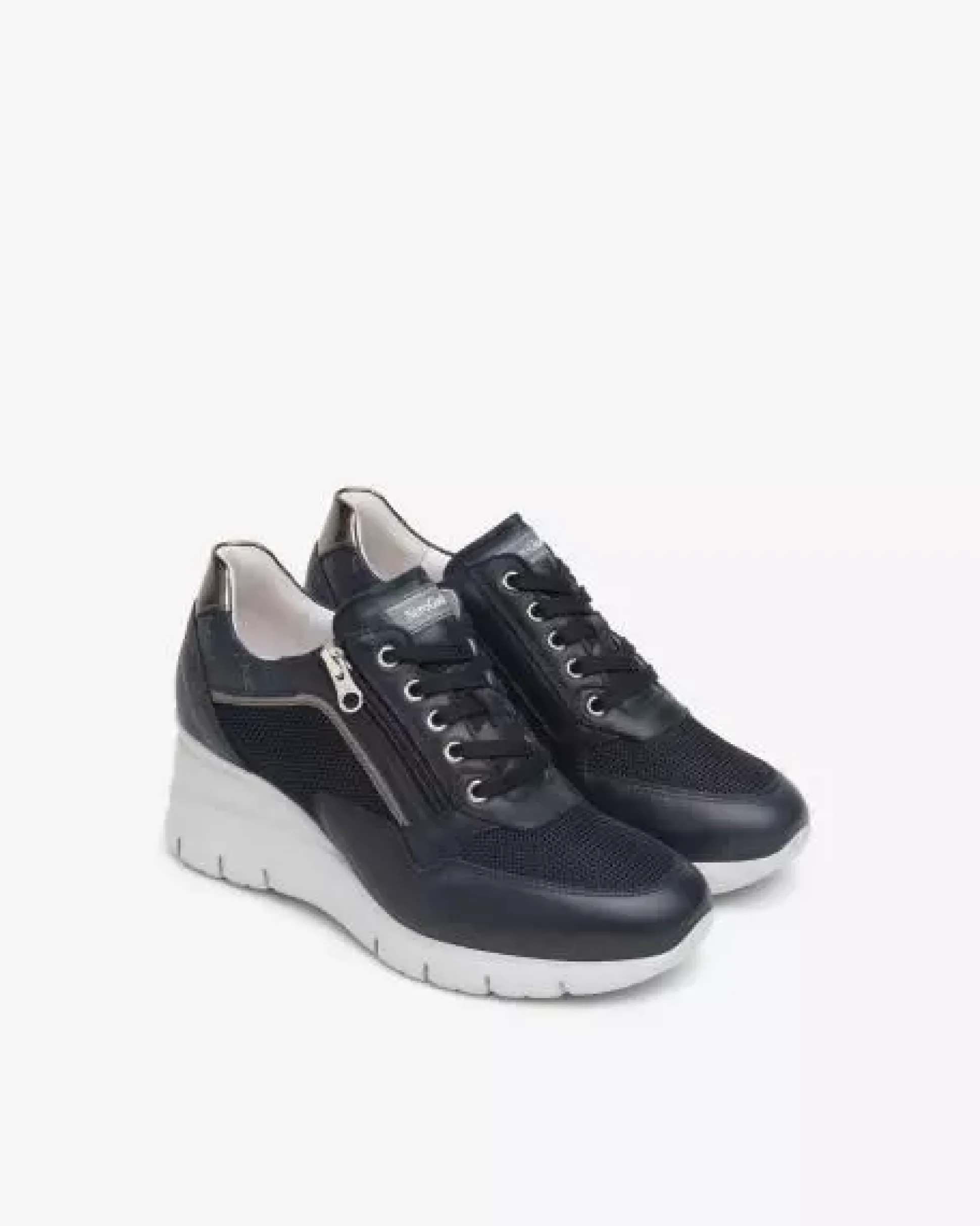 Sneakers Donna in Pelle, Tela e Materiale Tecnico