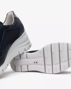 Sneakers Donna in Pelle, Tela e Materiale Tecnico
