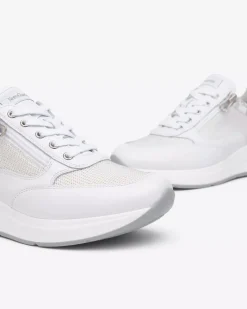 Sneakers Donna in Pelle, Tela e Materiale Tecnico