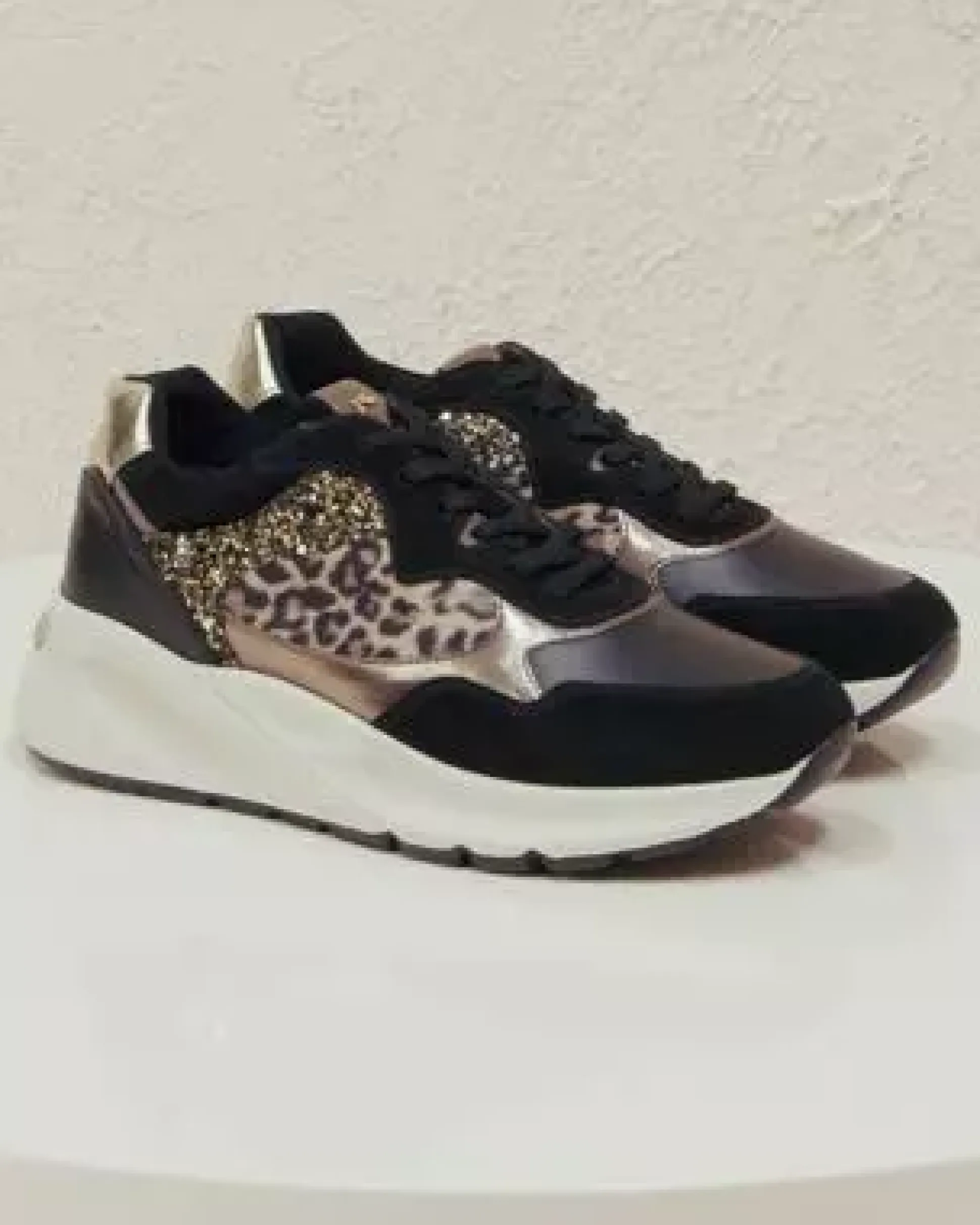 Sneakers Donna in Suede, Pelle e Materiale Tecnico