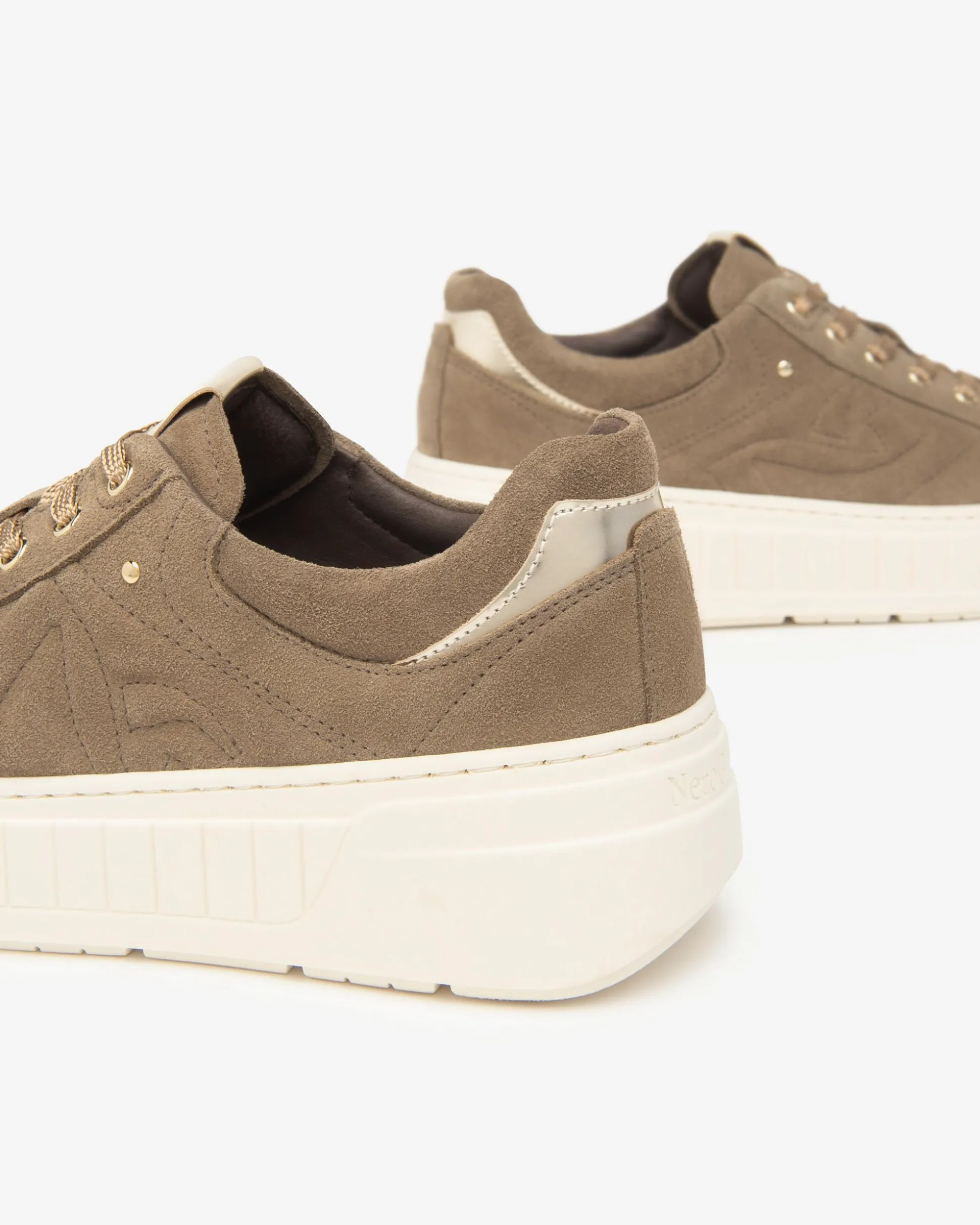 Sneakers Donna in Suede, Pelle e Materiale Tecnico