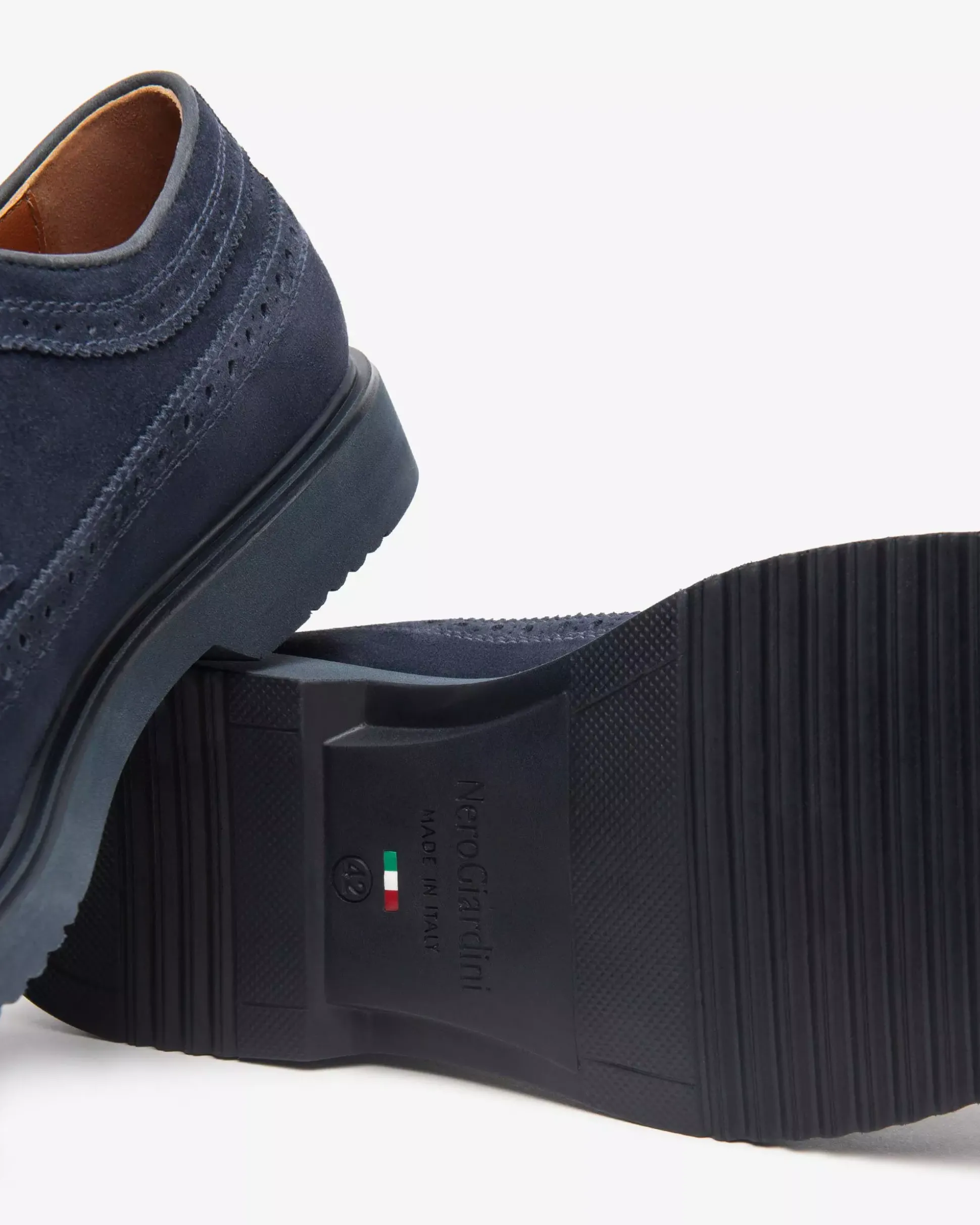 Stringate Uomo in Camoscio
