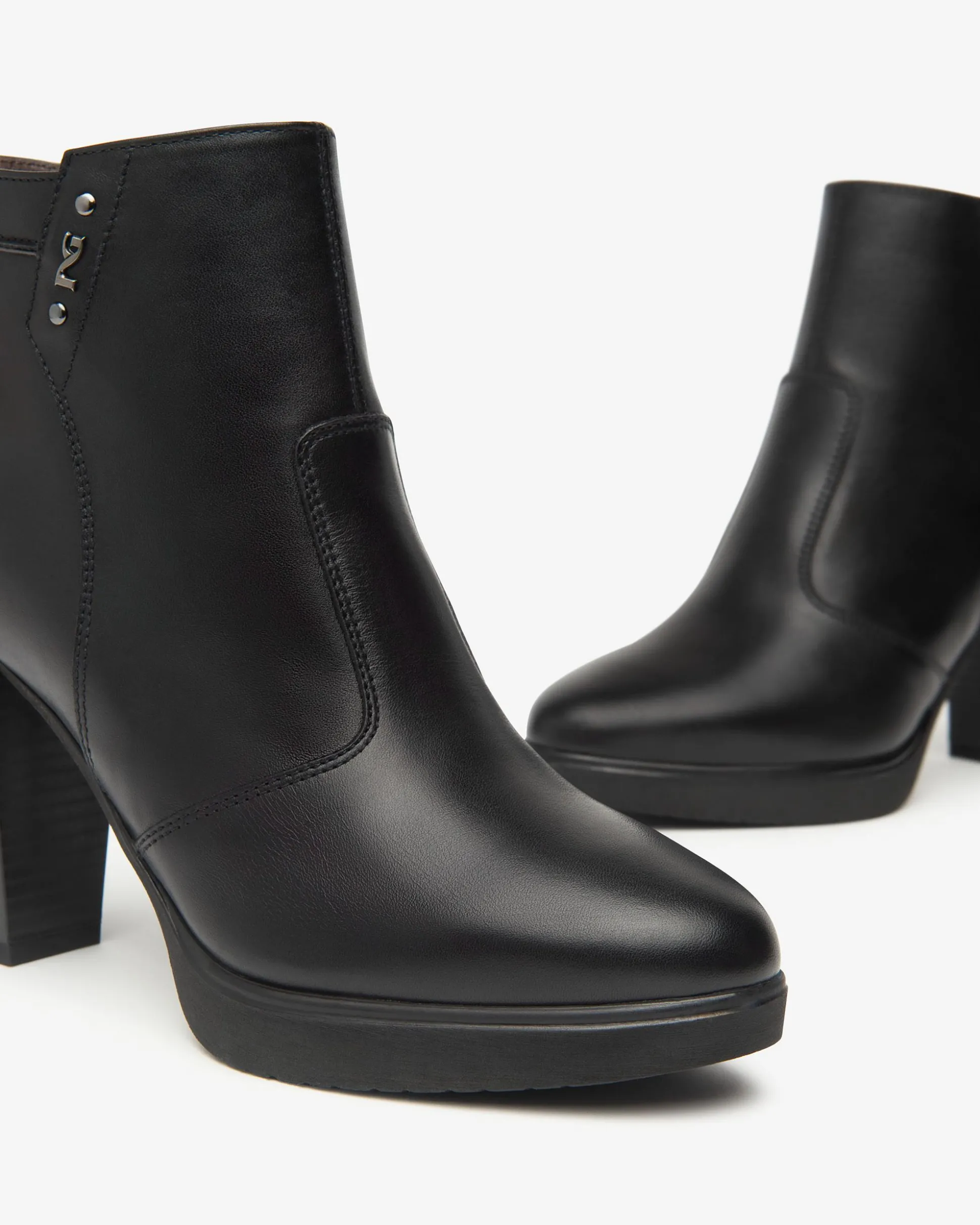 Tronchetti Donna in Pelle
